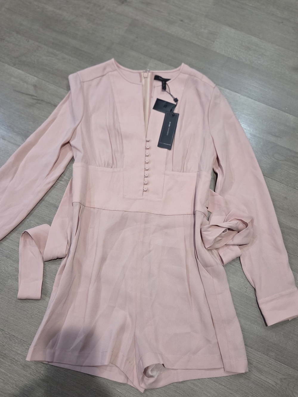 BCBGMAXAZRIA Schyler Long Sleeve Button-Up Romper Pink Small